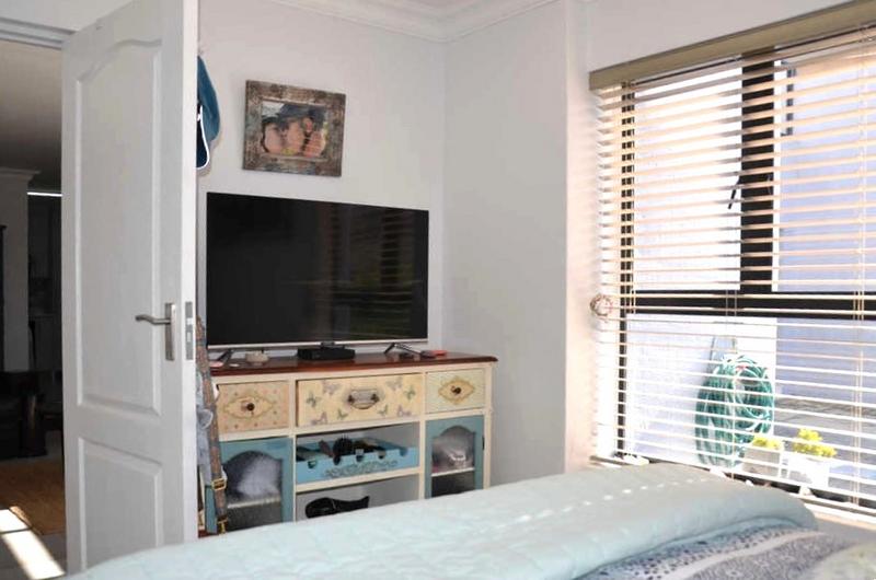 2 Bedroom Property for Sale in Island View Western Cape